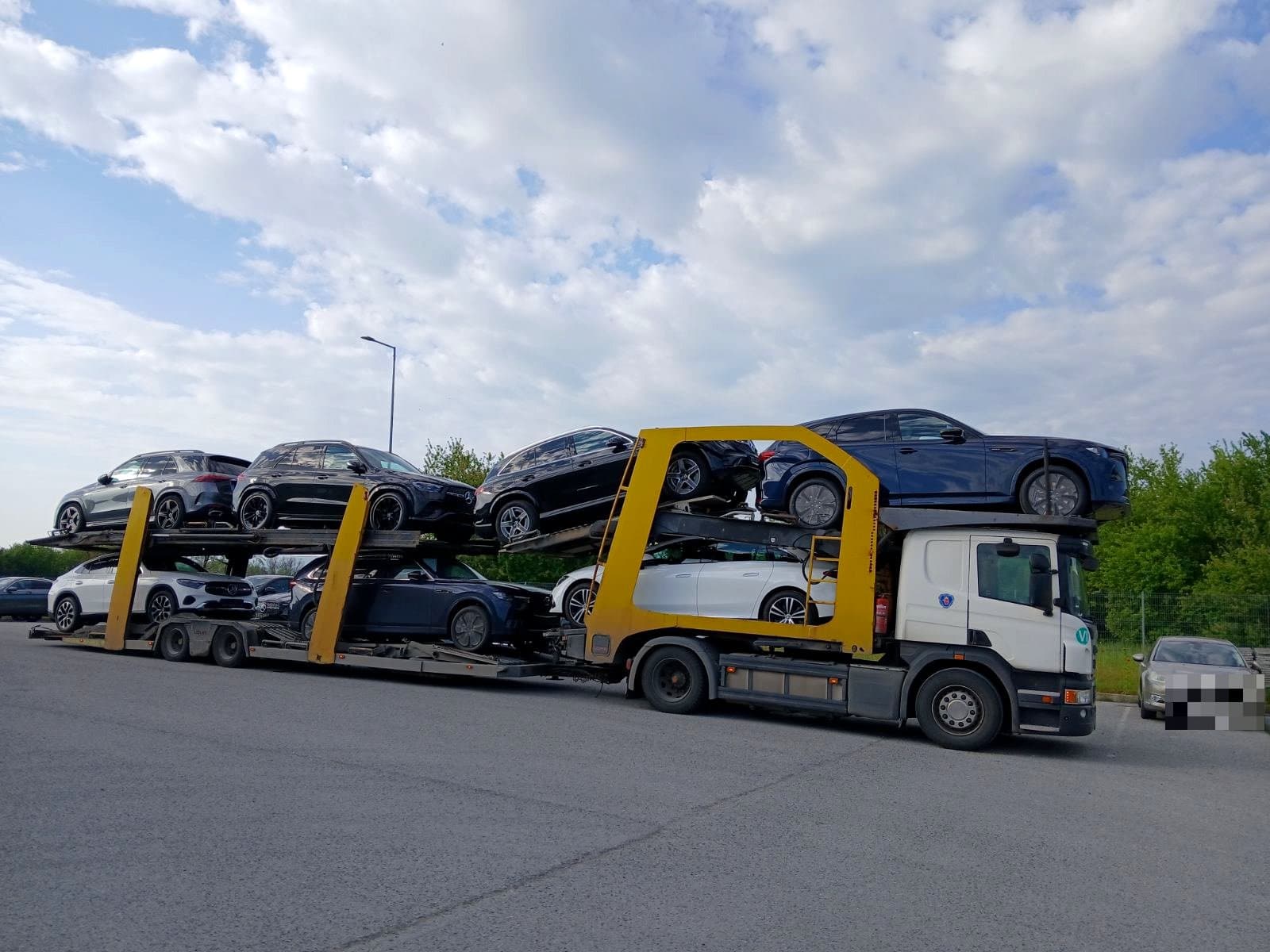 Автовоз на Позитив Ауто на площадка
